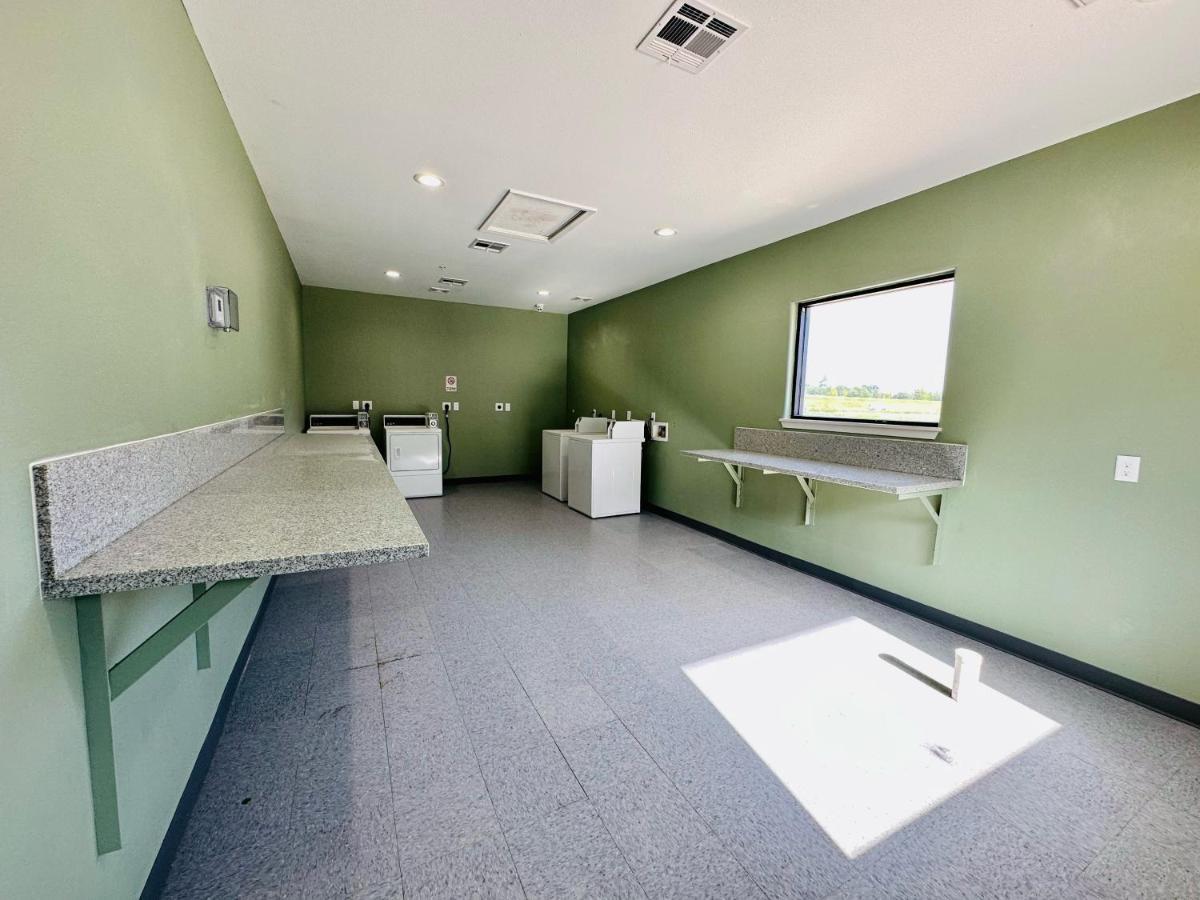 Crosby Travel Lodge And Rv Park ภายนอก รูปภาพ